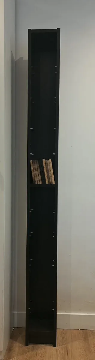 Mueble para CDs negro y marrón