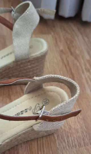 Sandalias cuña esparto Pezzano beige y oro T.38