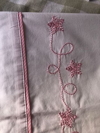 Juego sábanas cuna bordada