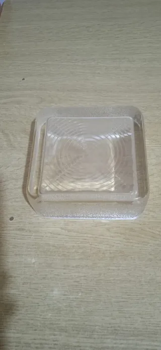 Posacenere in vetro quadrato