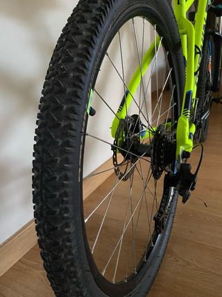 Bicicleta 27,5” Talla L Btwin Rockrider ST 520