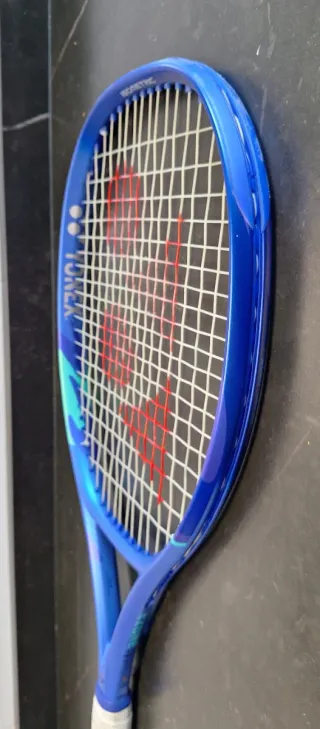 YONEX EZONE 100  2025