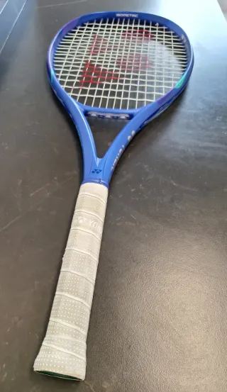 YONEX EZONE 100  2025