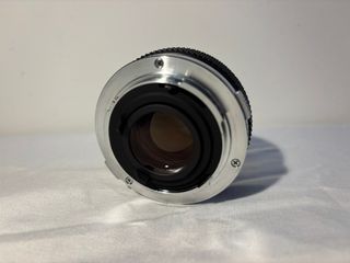 Olympus Zuiko AUTO-S 50mm f/1.8 Lente