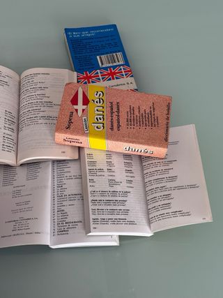 Diccionario Españ Aleman-Danes Ingles-Port-holand