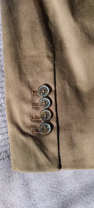 Traje de chaqueta y pantalón mujer caqui