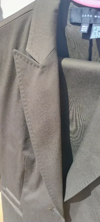 Traje de chaqueta y pantalón mujer caqui