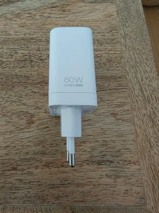 Realme 14 Pro+ Caja y Cargador 80W