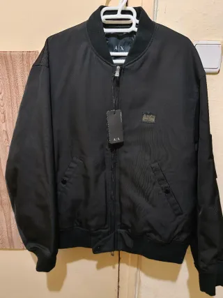 Chaqueta A|X Armani Exchange Negra Nueva
