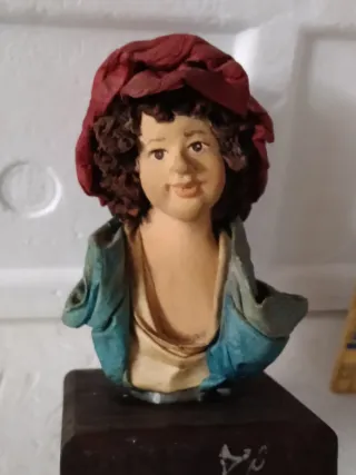 Statuine produzione leccese .