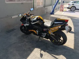 Yamaha R6 VR46 Acepto Cambios x automático diesel