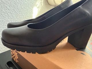 Yokono Zapatos Negros Tacón