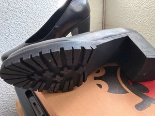 Yokono Zapatos Negros Tacón