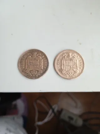 2 Monedas 1 Peseta 1944