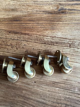 Ruedas de bronce para piano (4 unidades)
