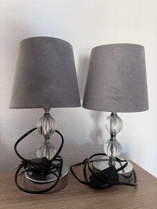 Juego 2 Lámparas Mesita Noche 5€ cada una