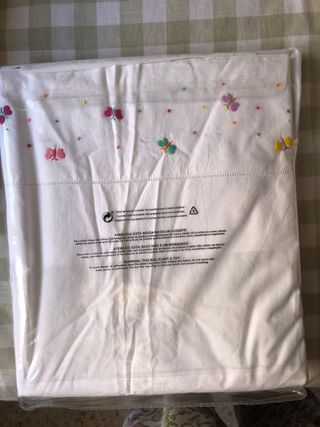 Sabana cuna y funda almohada Zara Home mariposas