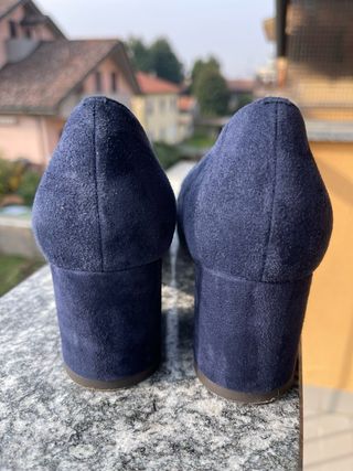 Scarpe Bibi Lou blu scamosciate con fibbia