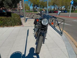 Triumph Bonneville T100