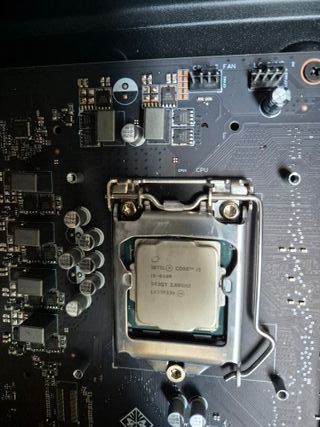 Computador HP Omen Obelisk Desktop i5-8400 GTX1650