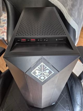 Computador HP Omen Obelisk Desktop i5-8400 GTX1650