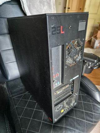Computador HP Omen Obelisk Desktop i5-8400 GTX1650