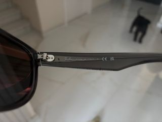 Gafas de sol Ray-Ban negras y grises