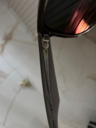 Gafas de sol Ray-Ban negras y grises