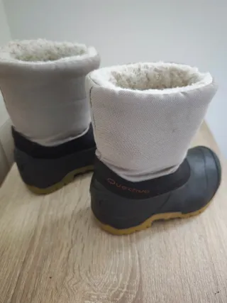 Botas Quechua Arpenaz Snow 100 Jr Talla 26/27 niño