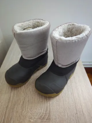 Botas Quechua Arpenaz Snow 100 Jr Talla 26/27 niño