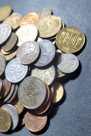 Lote de Monedas Extranjeras Variadas