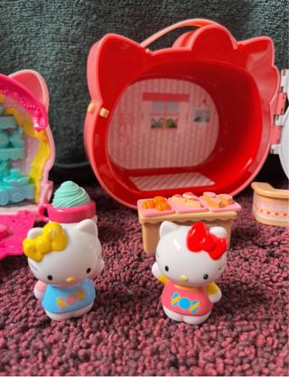 Set Hello Kitty Maletín y Figuras
