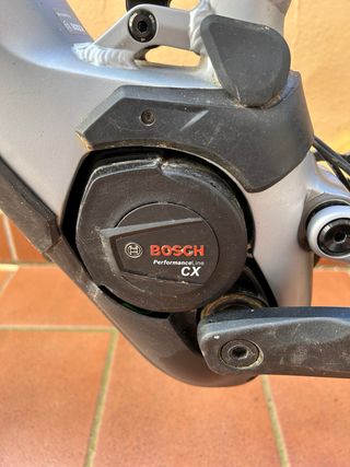 Bicy eléctrica Cube Stereo Hybrid 120. Batería 750