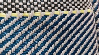 Bolso de hombro rectangular multicolor