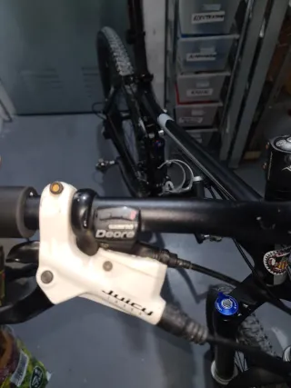 Bicicleta Trek Fuel EX 6.5