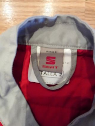 Chaqueta Taller Mecánico SEAT Roja y Gris