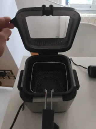 Freidora Eléctrica Aicok