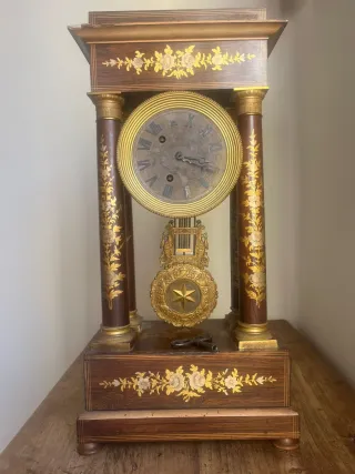 Reloj de sobremesa antiguo 51cm