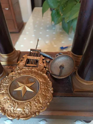 Reloj de sobremesa antiguo 51cm