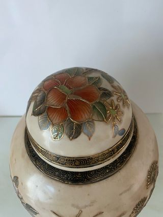 Tibor chino decorado flores y pájaros