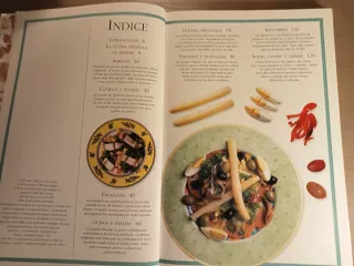 Libro "La Cocina Española"