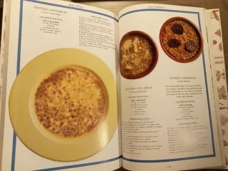 Libro "La Cocina Española"