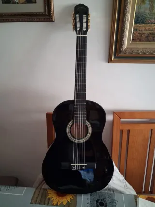 Guitarra Española Negra Seminueva