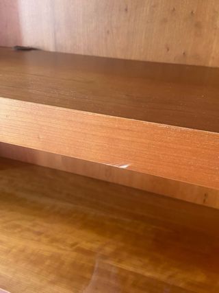 Estantería de madera maciza