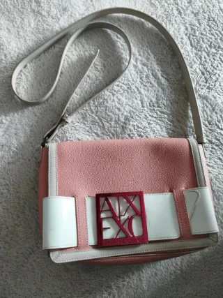 Bolso Armario Negro y Rosa