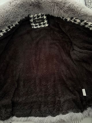 Chaqueta Vamila con cuello de pelo