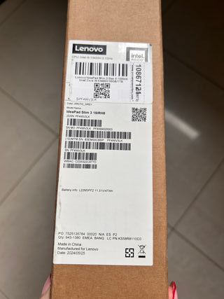 Computer portatile Lenovo IdeaPad Slim3 15IRH8 grigio