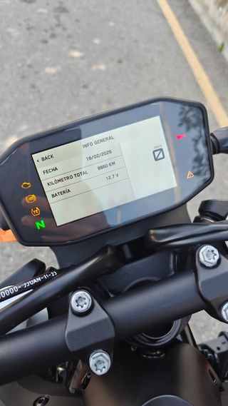 KTM 790 Duke L 2024 Naranja 95 cv A/A2