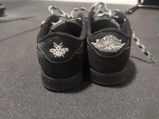 Jordan 1 x Travis Scott pirate black