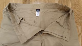 Pantalón trekking Patagonia beige